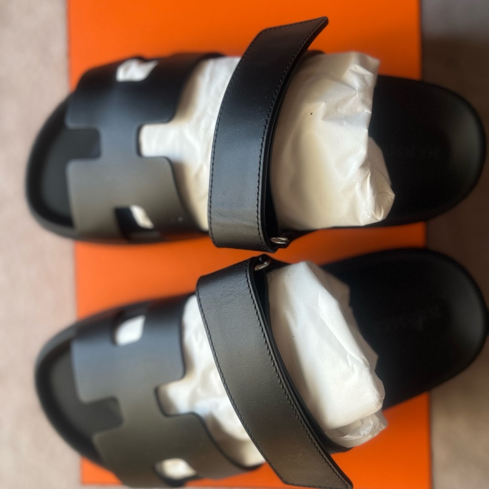 Brand new pair of Authentic Hermes sandals
